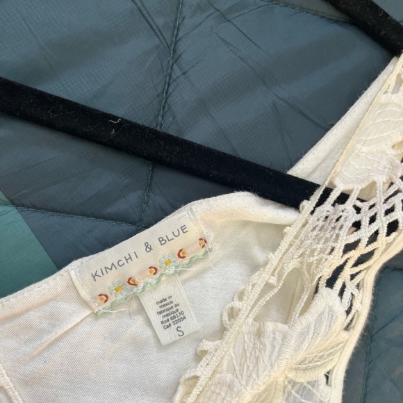 White top with knit detailing - Picture 2 of 3